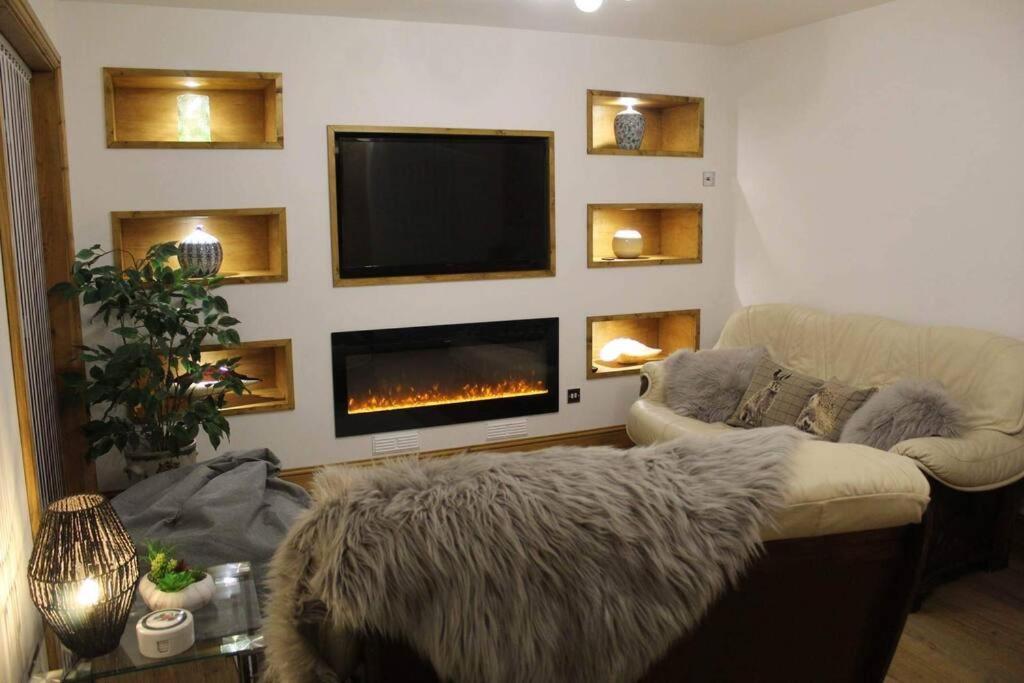 3 Bedroom Terrace Holiday Home 大托灵顿 外观 照片